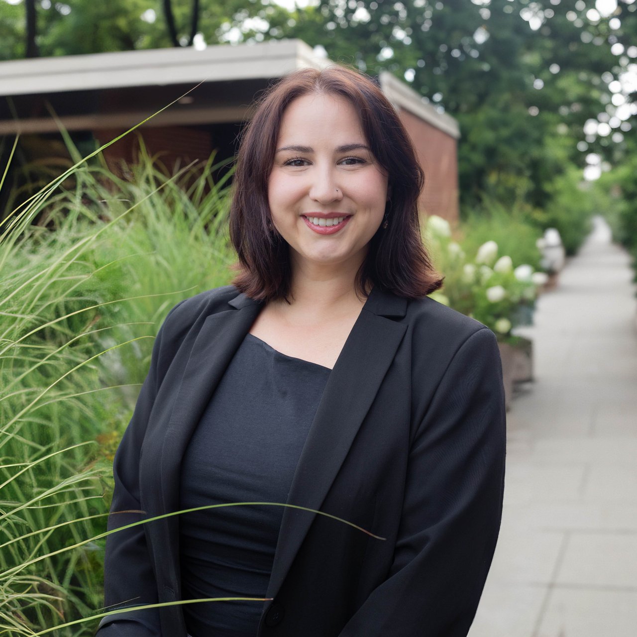 Emily Powell Columbus, OH Real Estate Agent Headshot