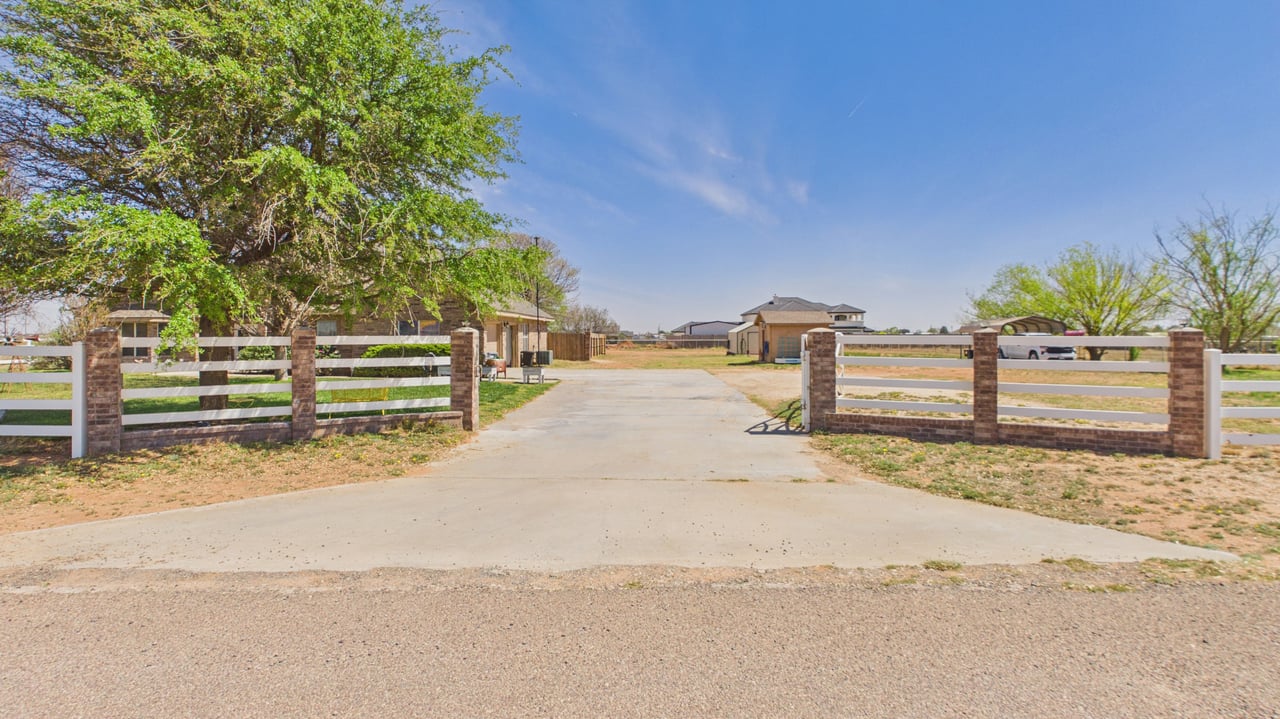 14260 Lariat Trail