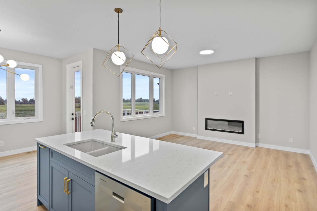 151 Belvedere Crescent SE