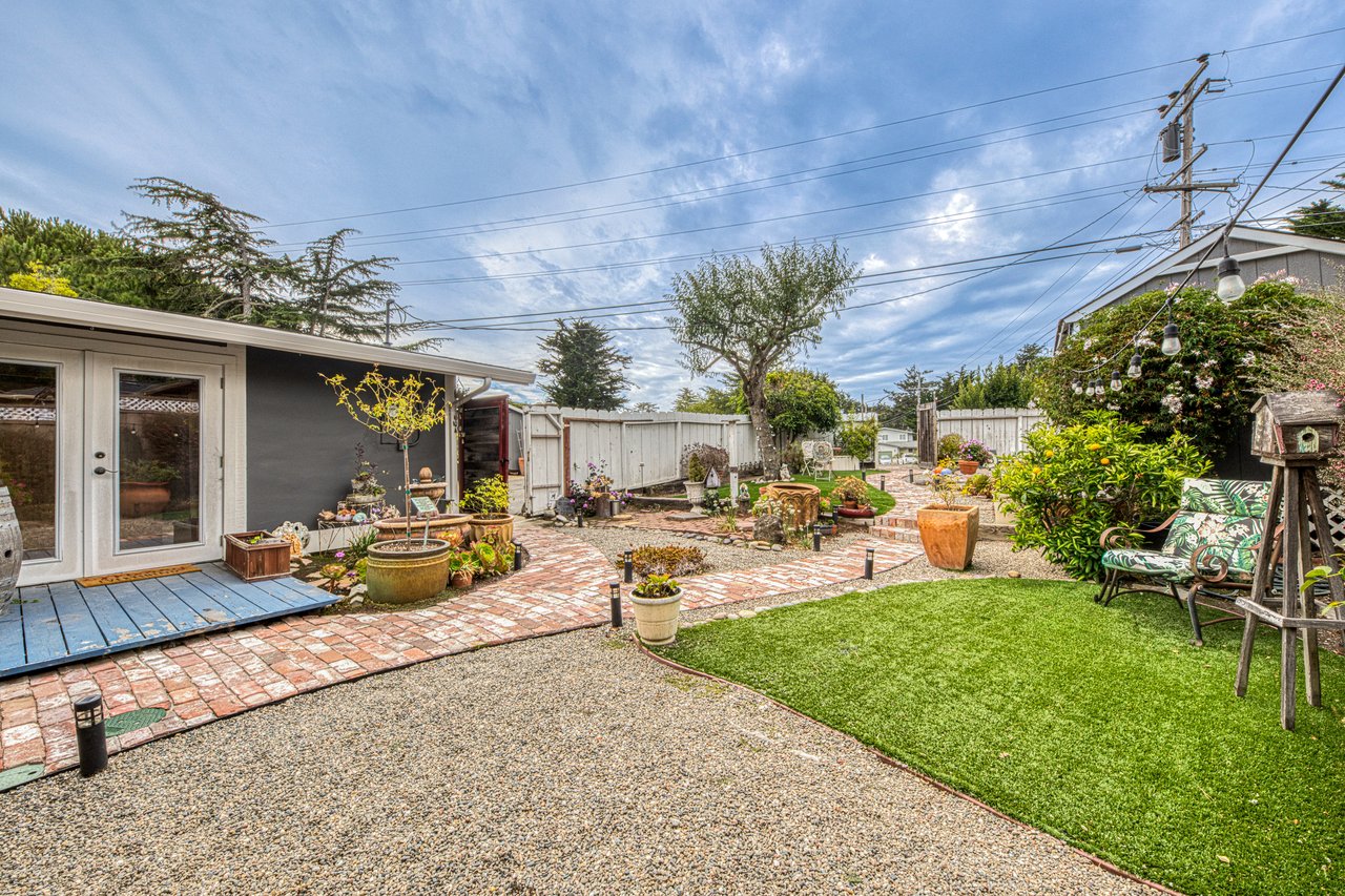 26085 Carmel Hills DR , CARMEL, CA 93923