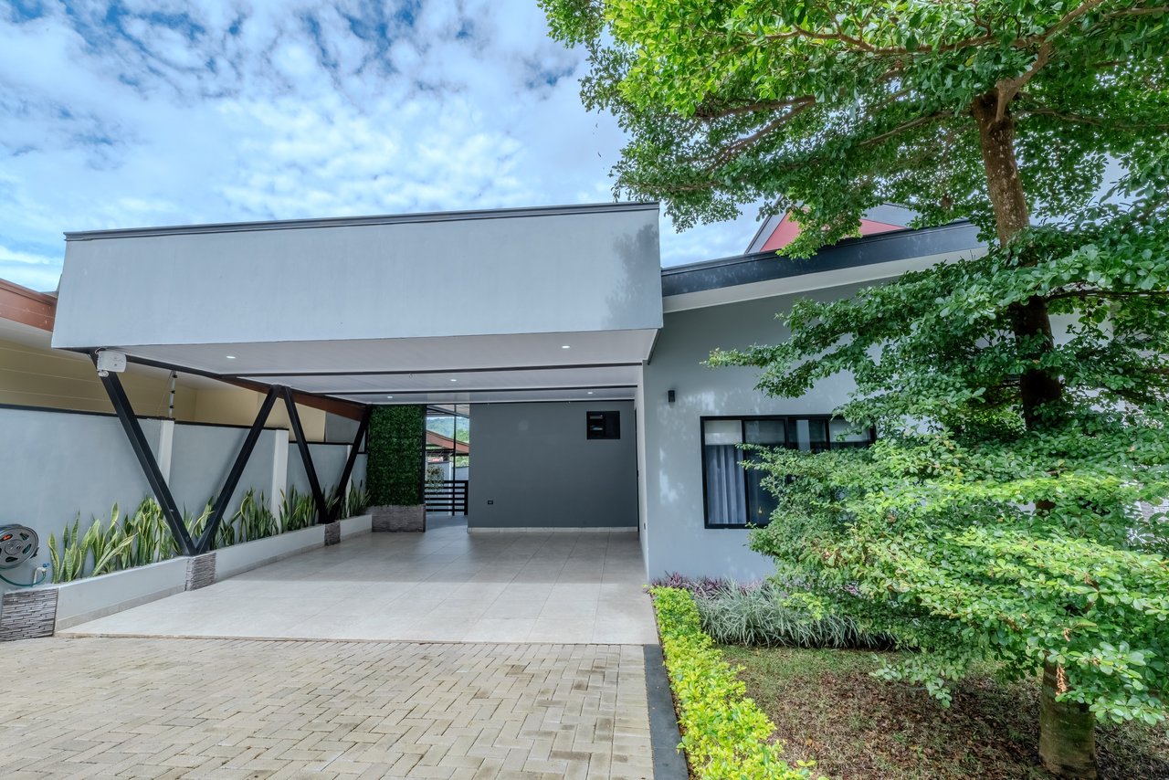 Mordern Home in Pérez Zeledón | 3 bedroom, 2 bathroom 