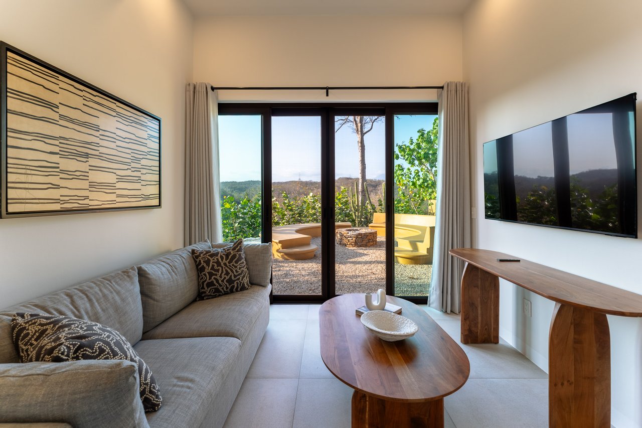 5 Bedroom, Single Family Home, La Cañada Casa A 