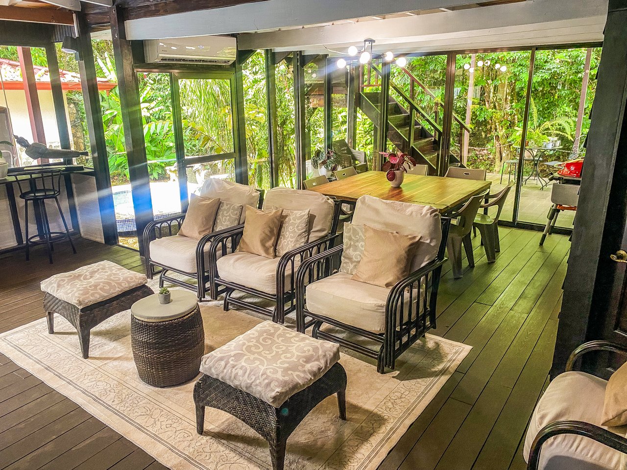 A riverfront 3-bed home on a large property In Ojochal, Costa Rica