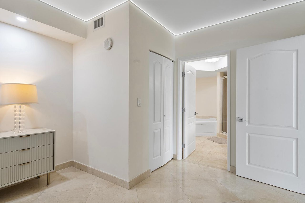 King David Short-Term Rental | Prime Location