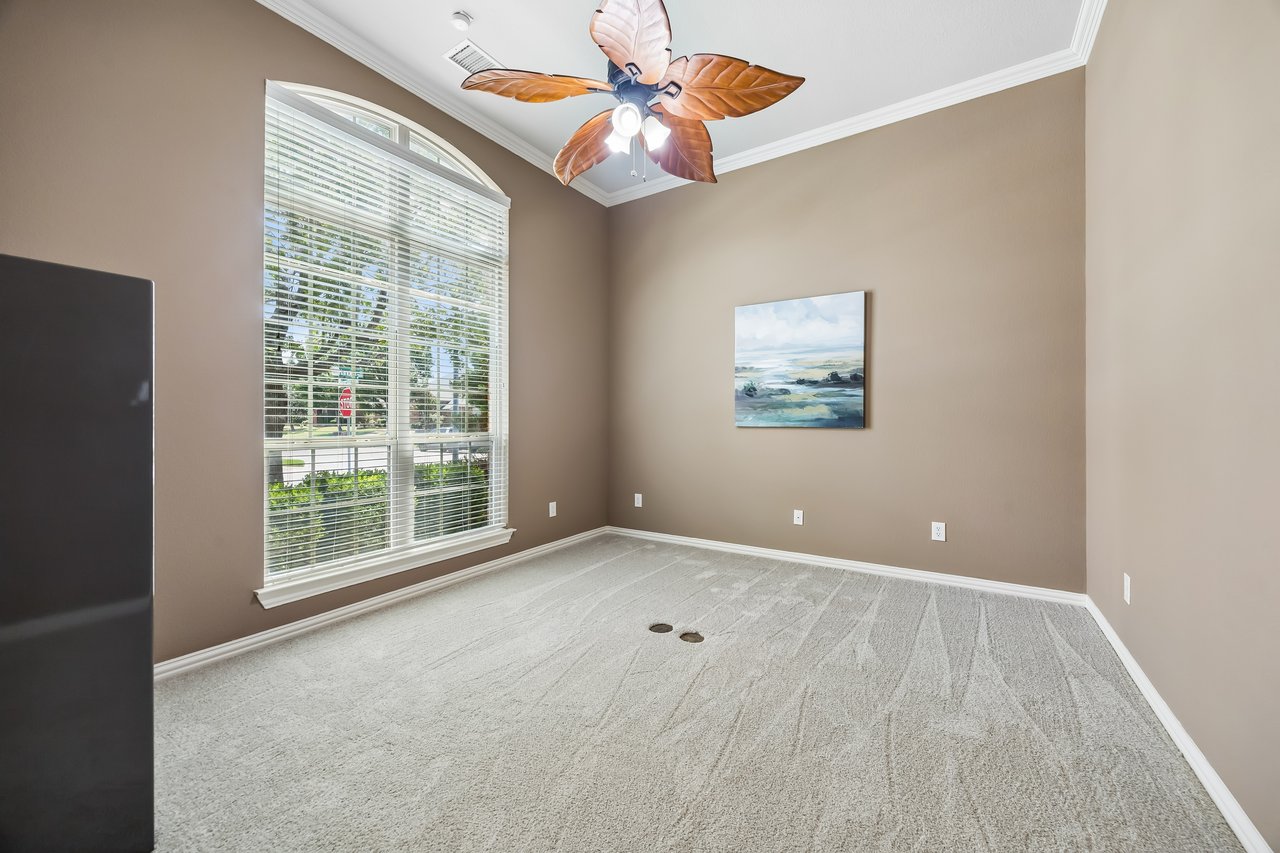 7001 Handen Drive