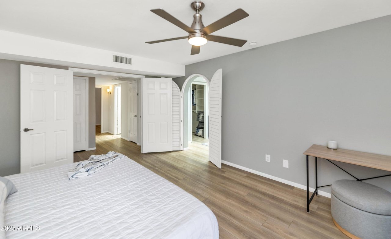 7917 E Cactus Wren Rd