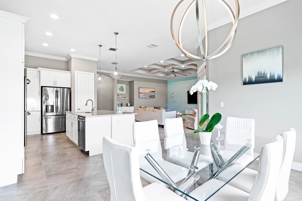 4777 Four Lakes Circle SW