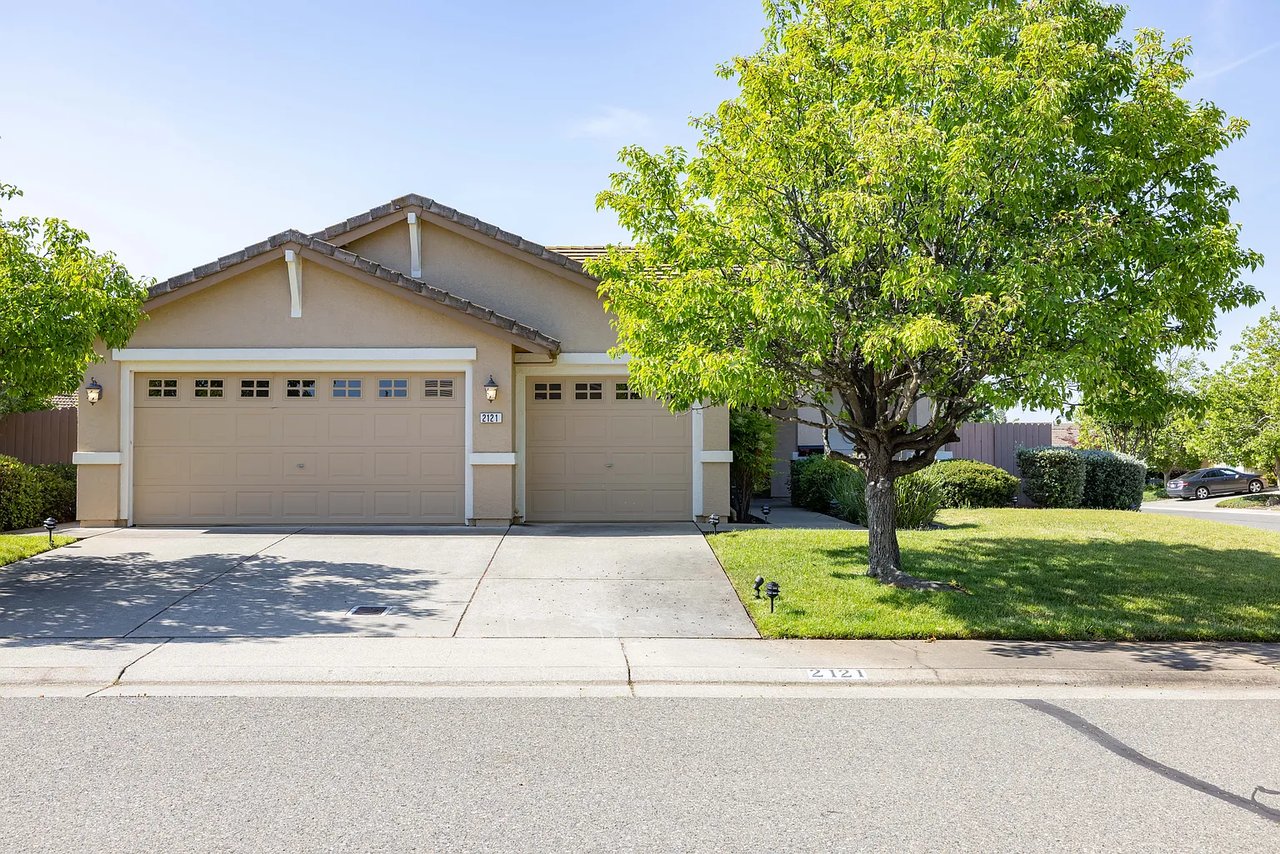 2121 Mullen Ct