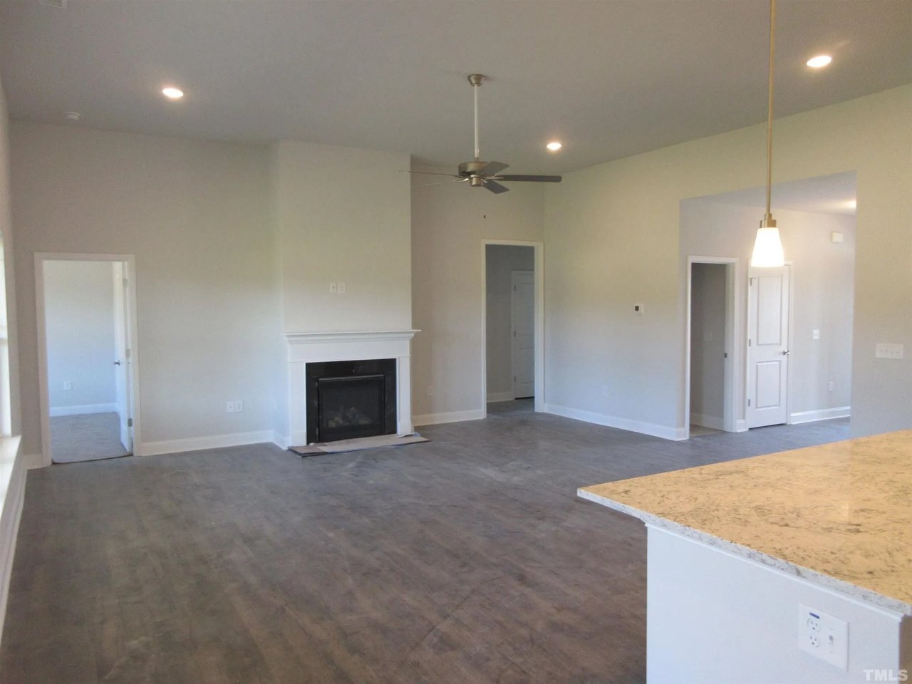 39 N Cousins Ct
