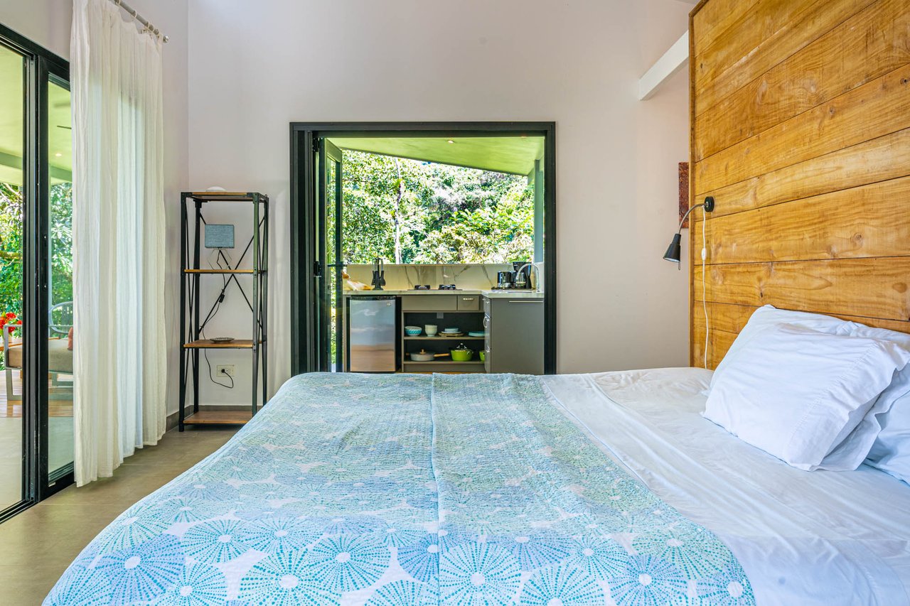 5 Bedroom Family Compound Turn Key and Fantastic Rental Potential