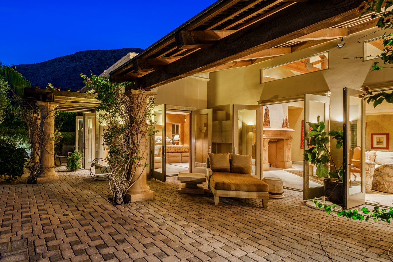 2 Nebulae Way, Rancho Mirage