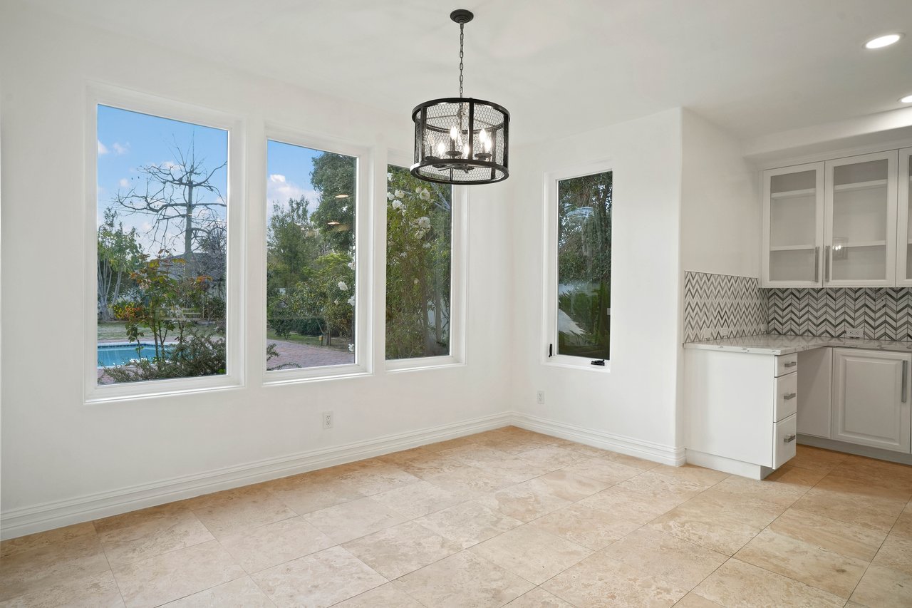 5309 Louise Ave, Encino