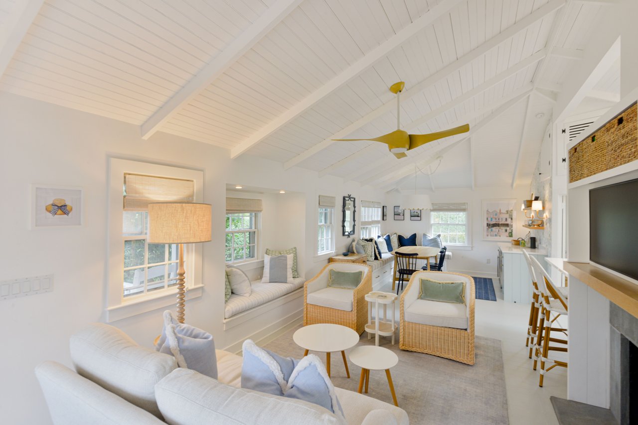 18 West Sankaty Road