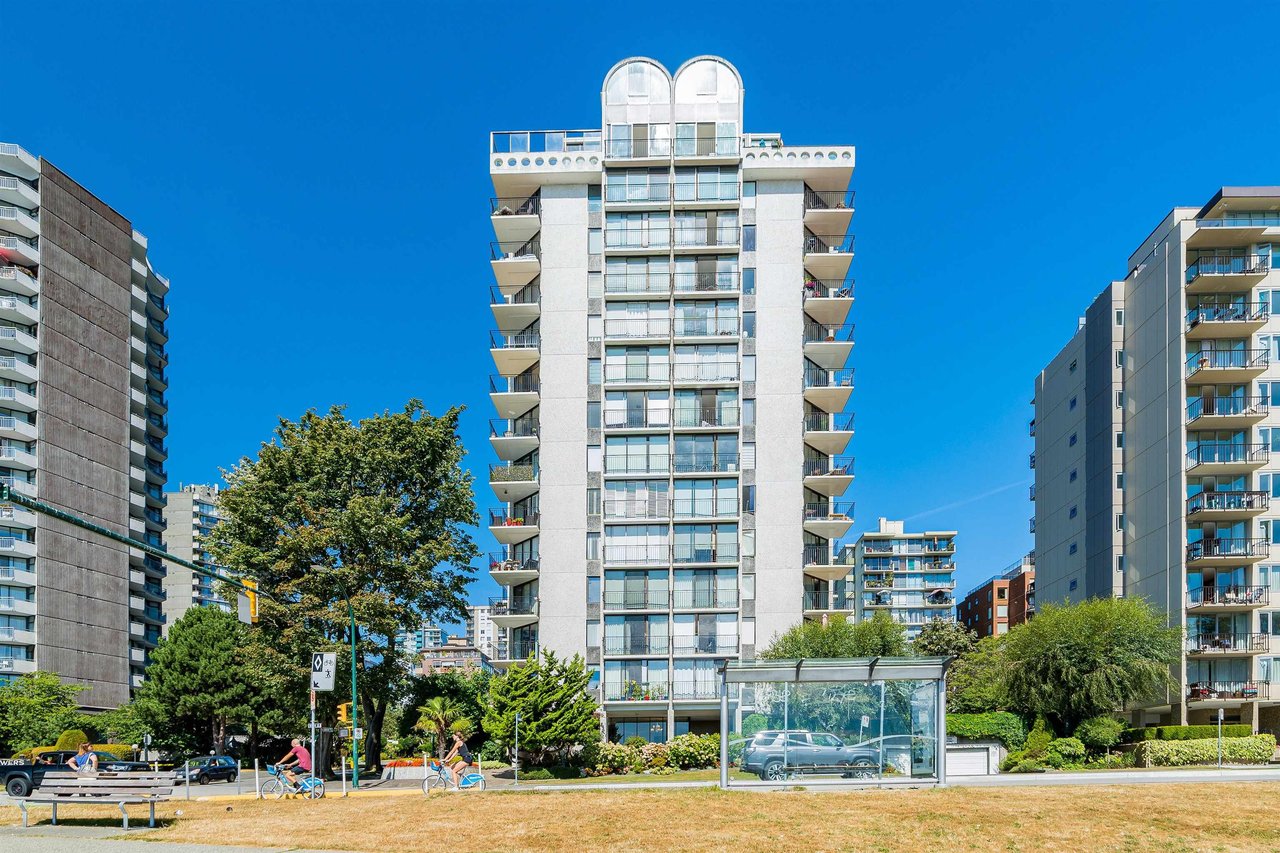 1575 Beach Ave, #303