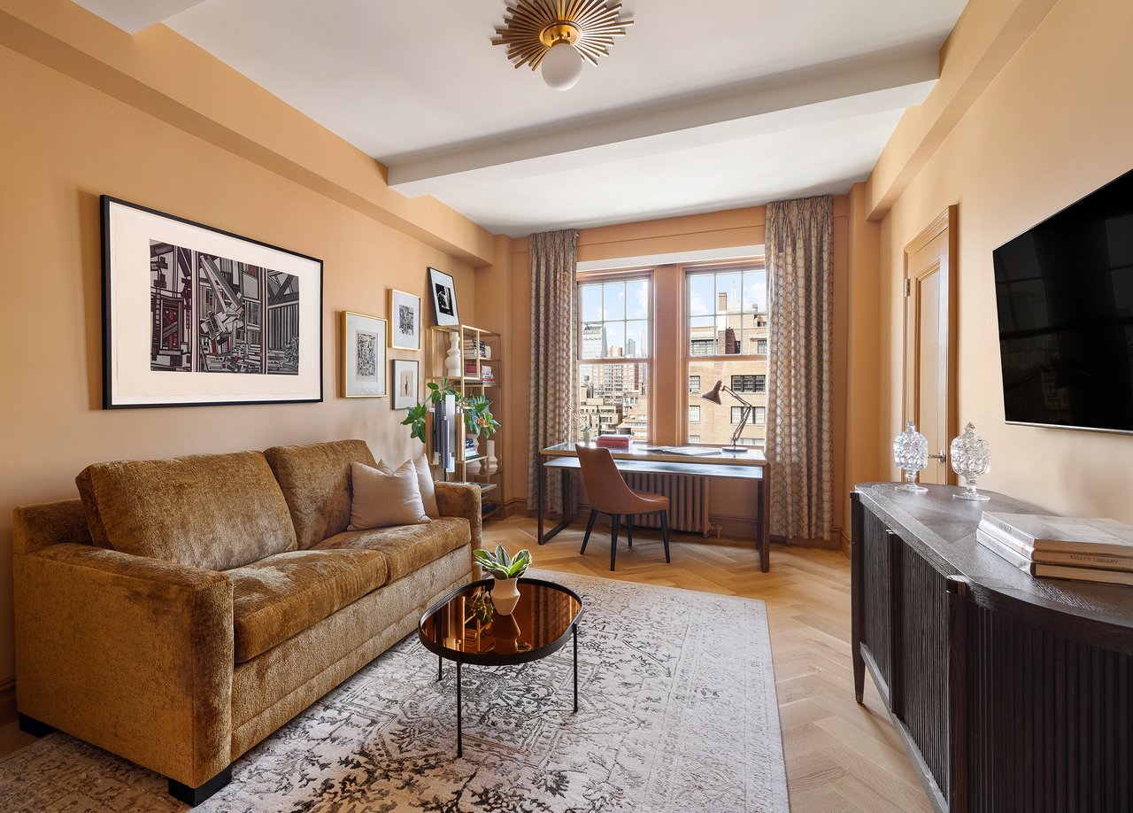 30 Fifth Avenue 16E