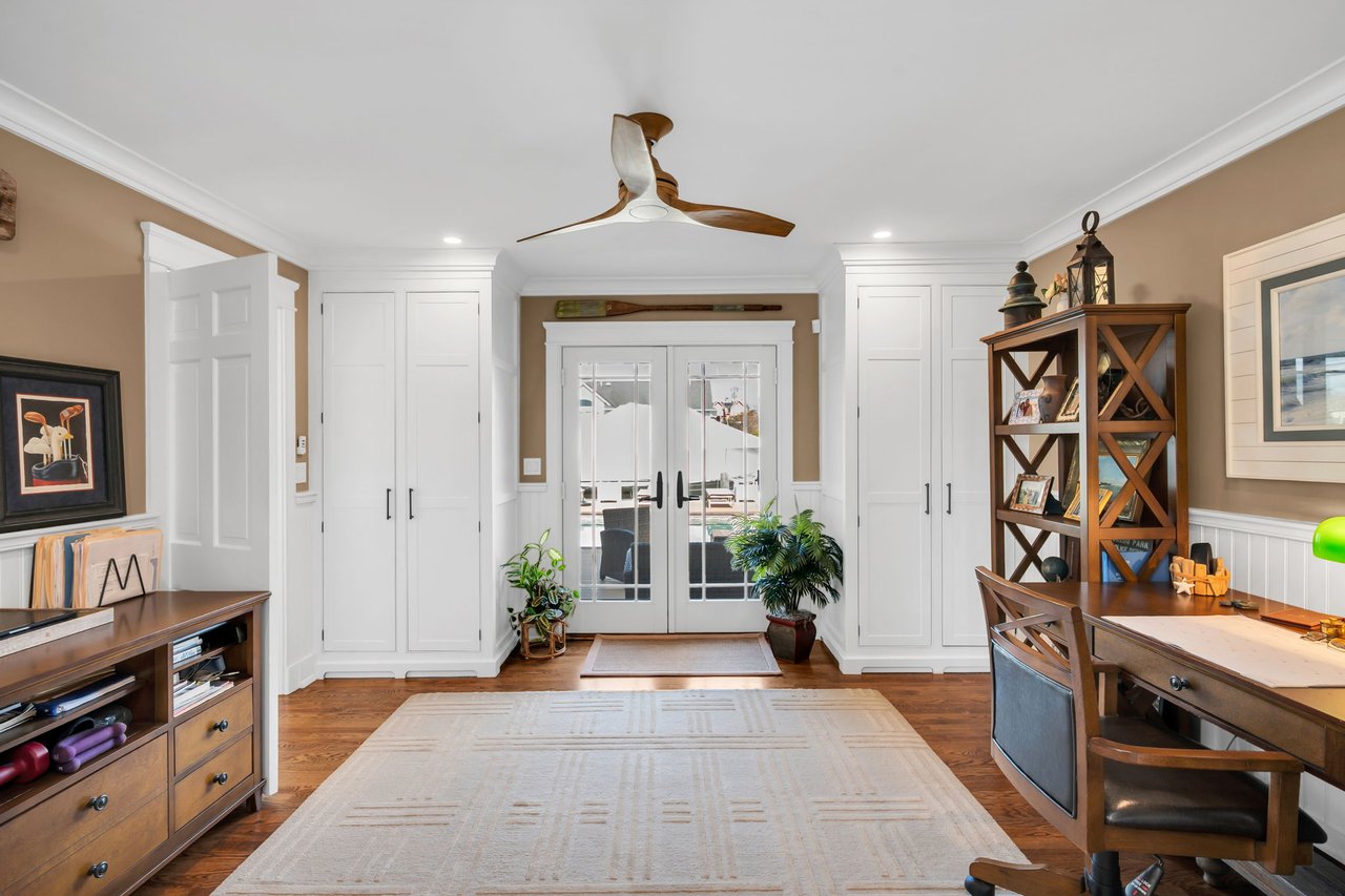 Exclusive Curtis Point Home with Pool