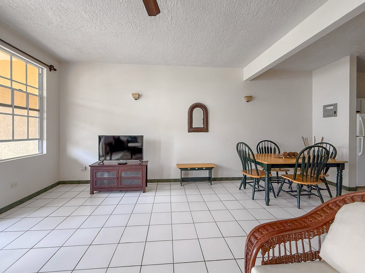 317 Paraquita Bay 2 Bedroom Apartment 