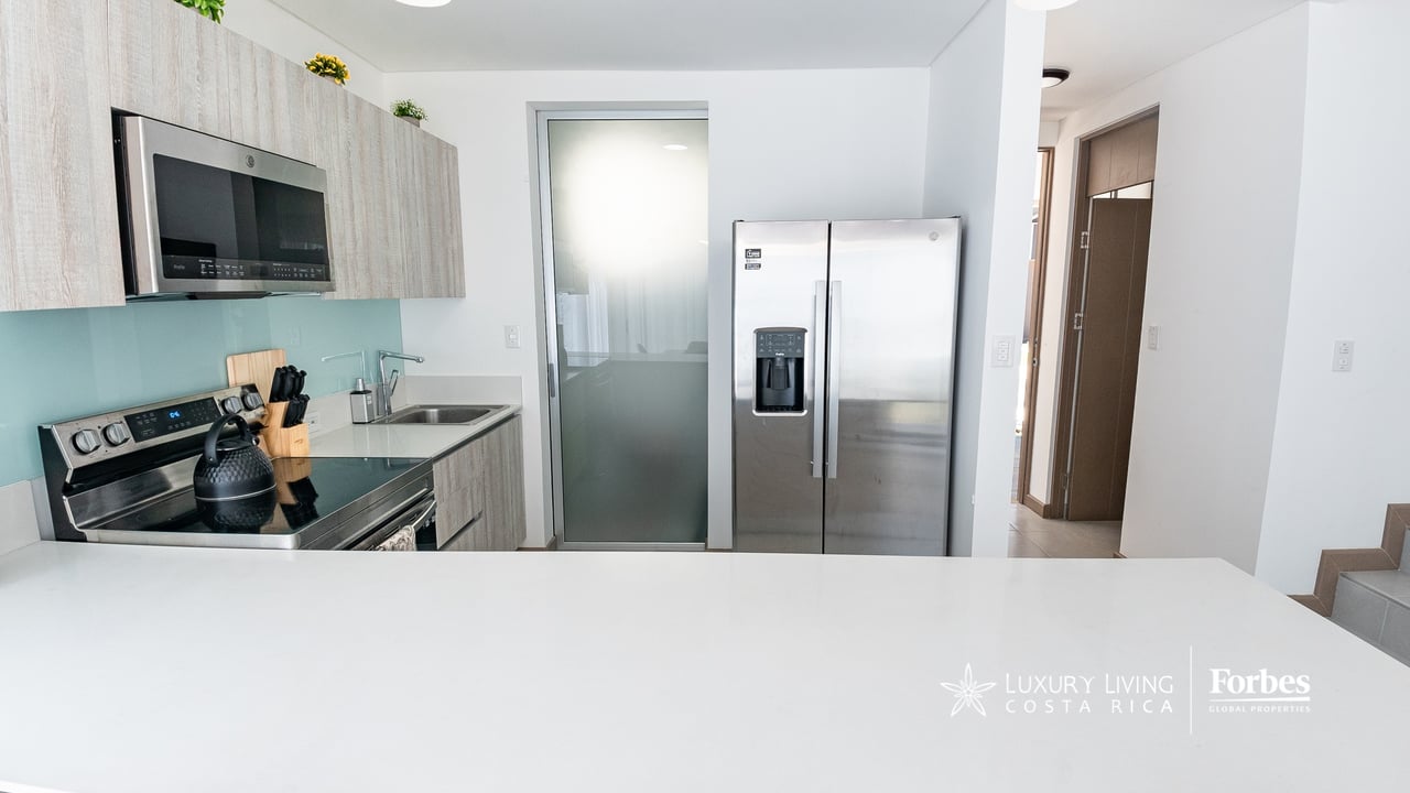 21565 - Corner house with 3 furnished bedrooms, a patio, in Cariari