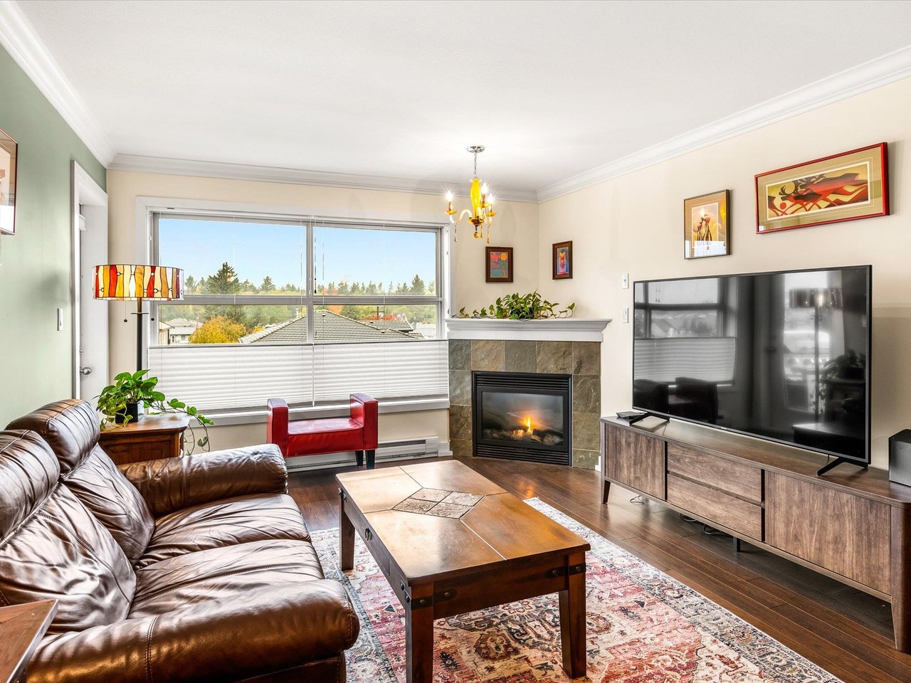 1310 Victoria St, #401