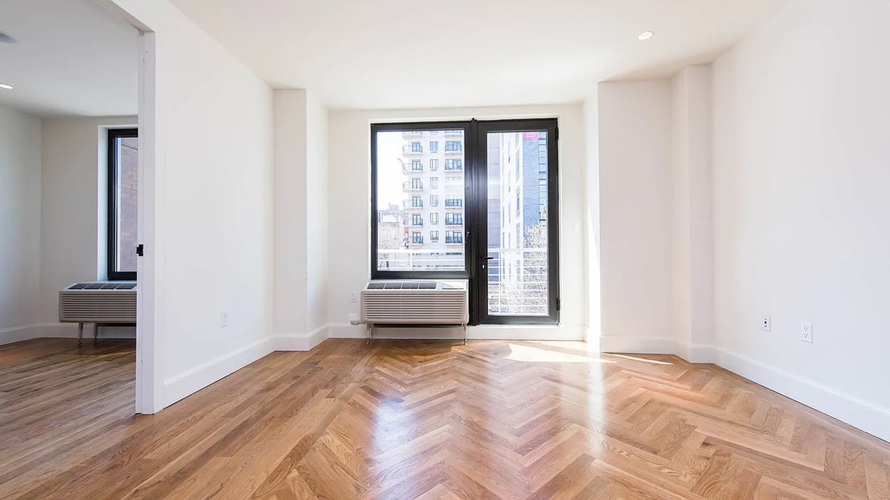1 Duffield St 405