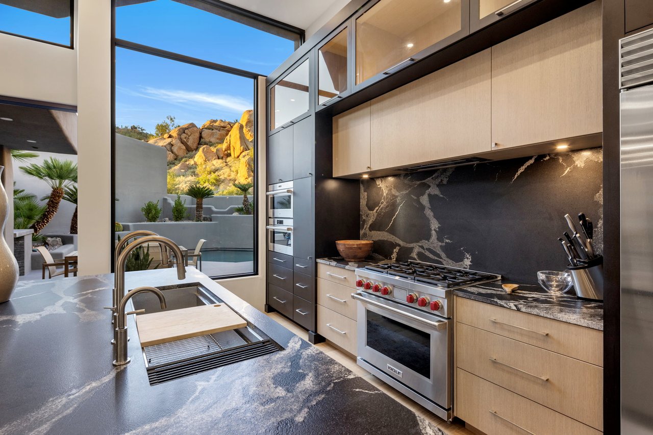 10040 E Happy Valley Road, 1039, Scottsdale Unit: 1039