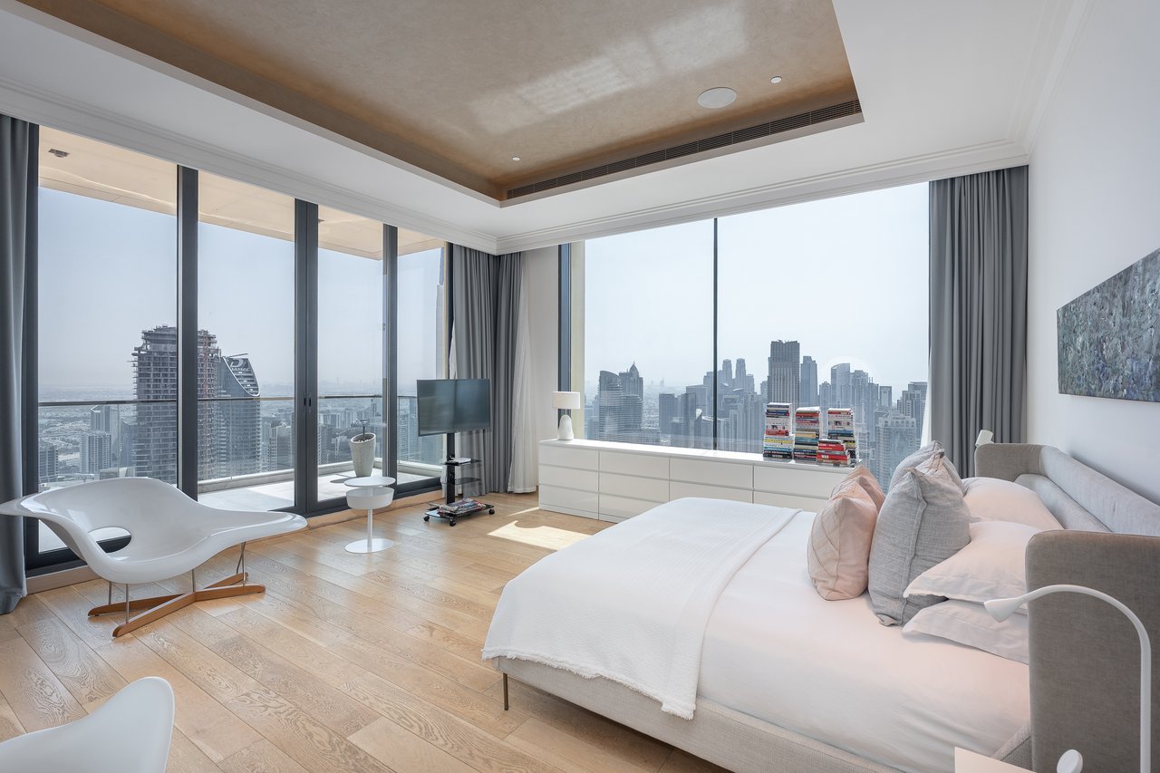 The 118 - Full Floor Apartment 