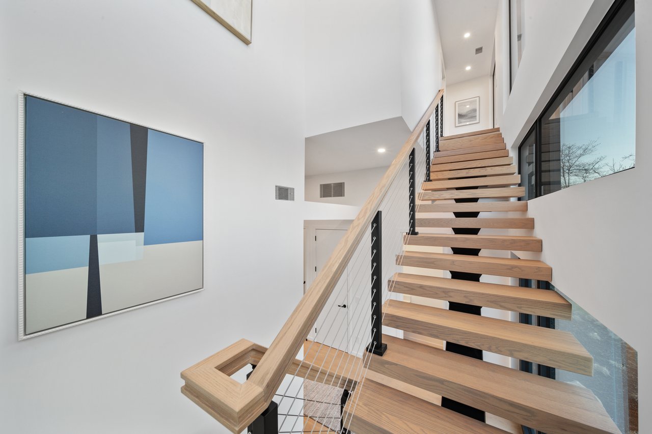 5 Ridge Lane, Hampton Bays
