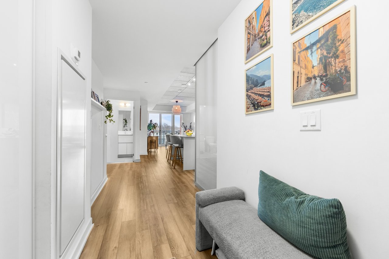 665 Queen Street East Suite 301