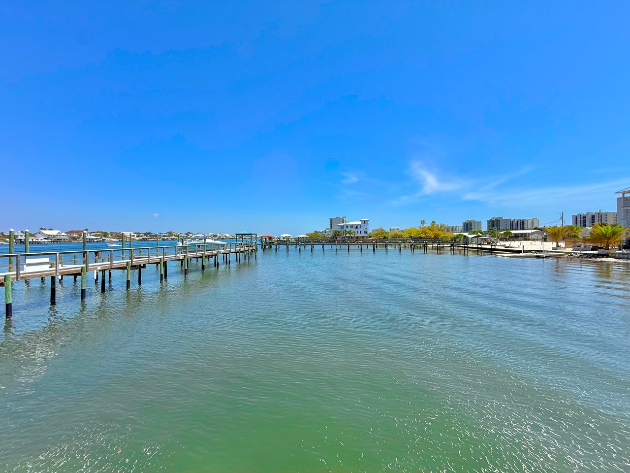 PERDIDO KEY BEACH HOUSE 208 CLIPPER DR 