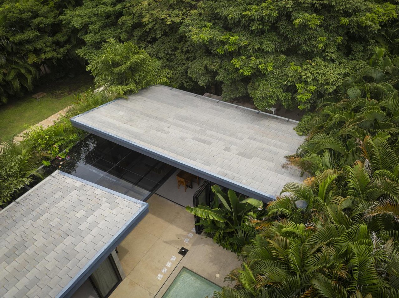 Casa Chile | Modern 3-Bedroom Home with Pool in Tamarindo, Costa Rica