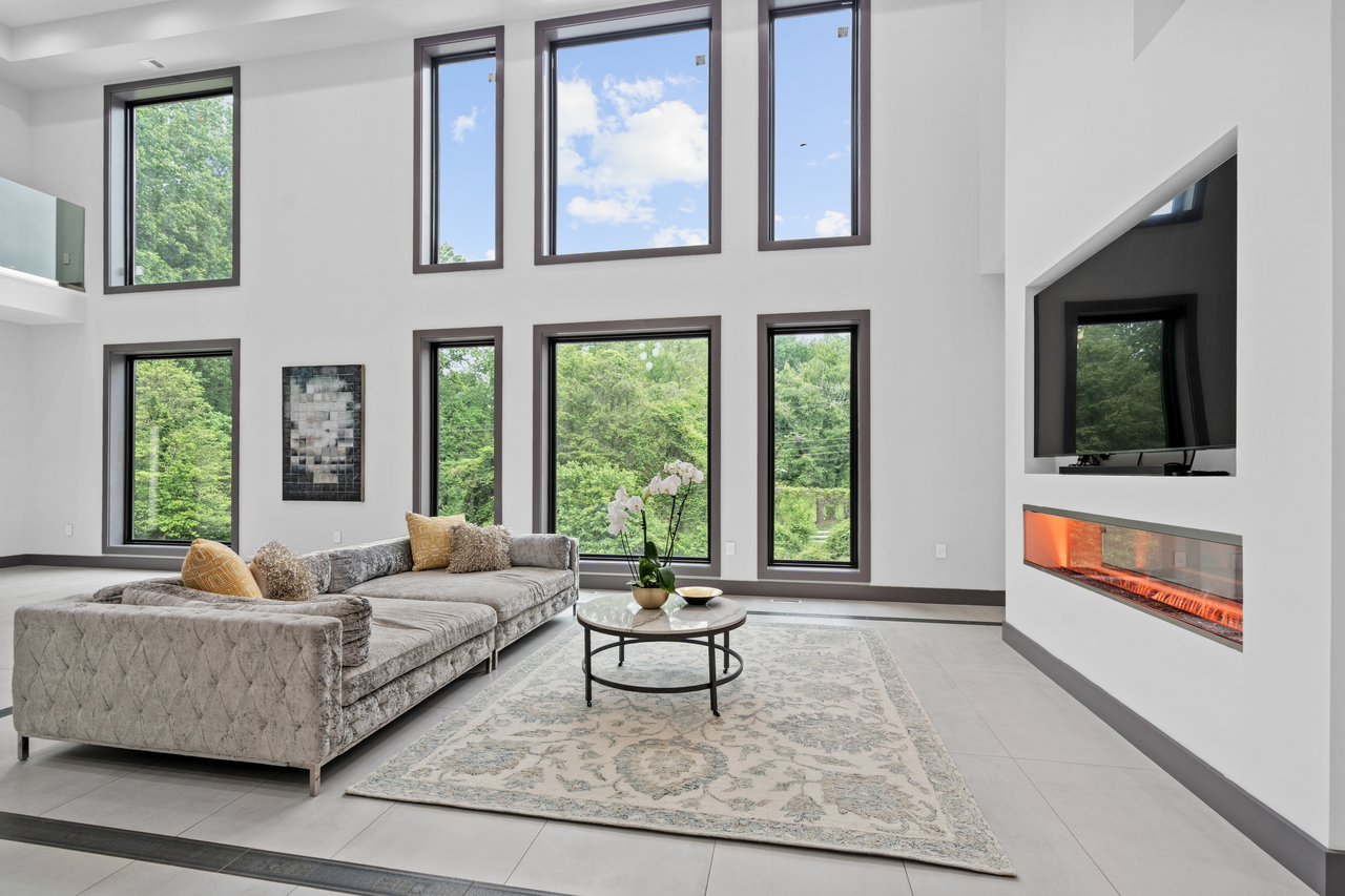 9100 Mill Pond Valley Dr
