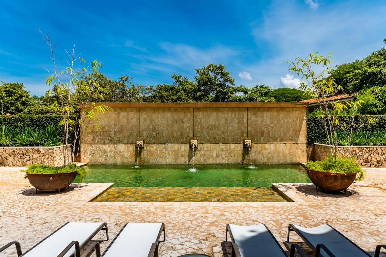 Bocaraca #4 | Luxury 3-Bedroom Condo Just Steps from the Beach!