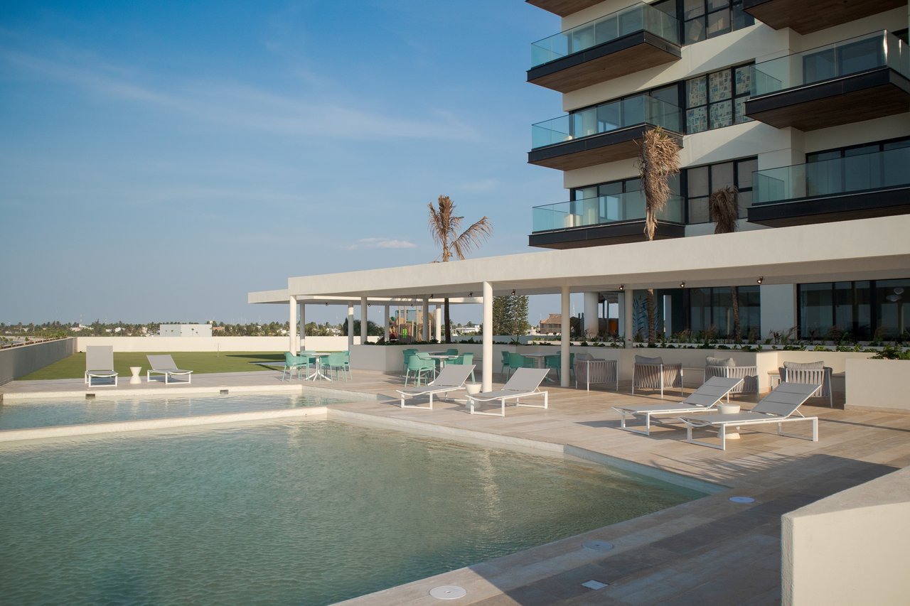 Yucalpetén Resort Marina