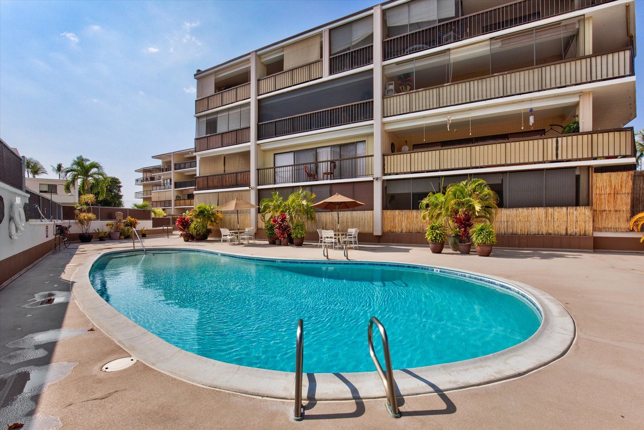 Kona Plaza #315