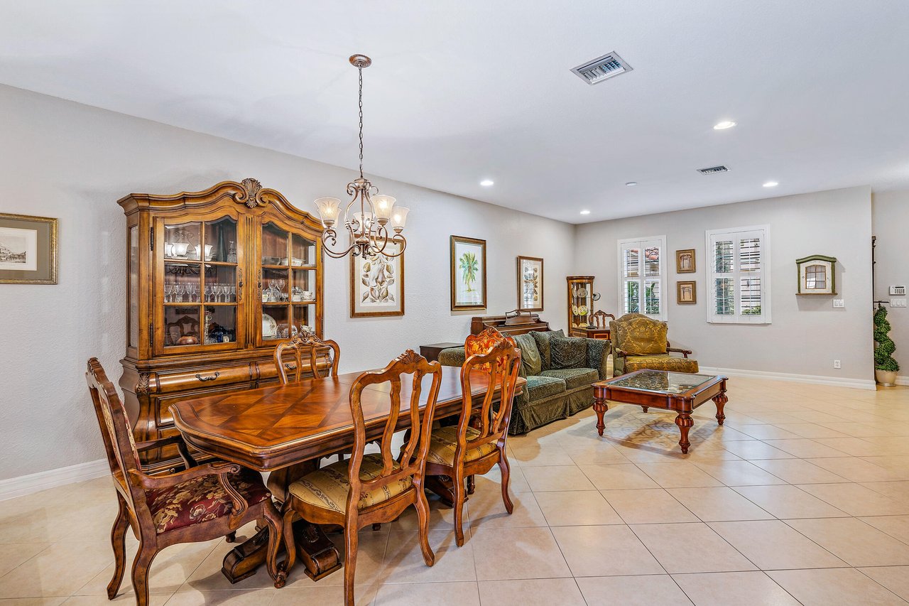 109 Glencullen Cir
