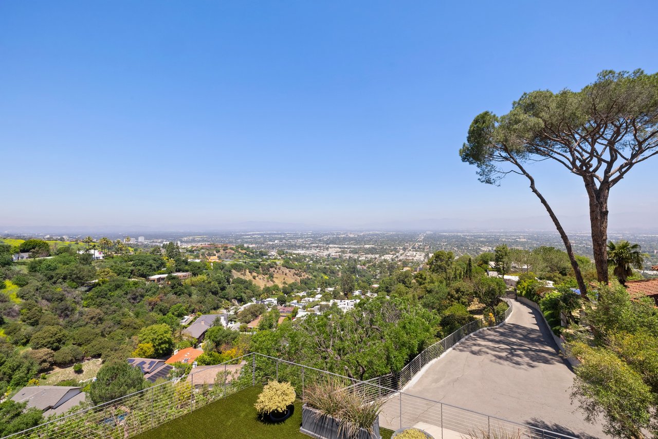 3337 Beverly Ranch Road