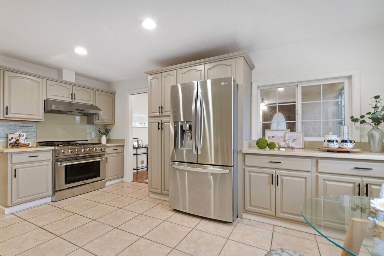 429 Hemlock Ave