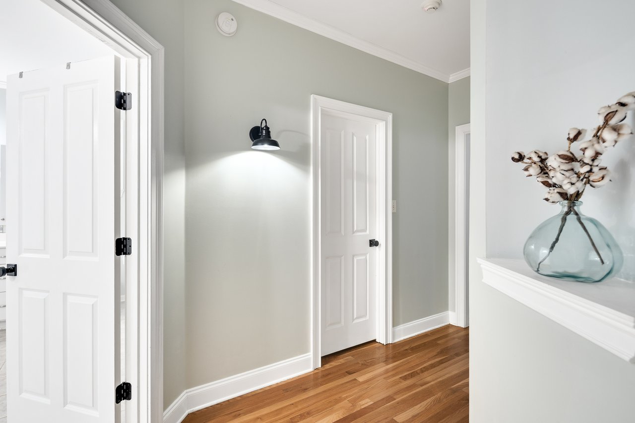 1095 CULBREATH RD