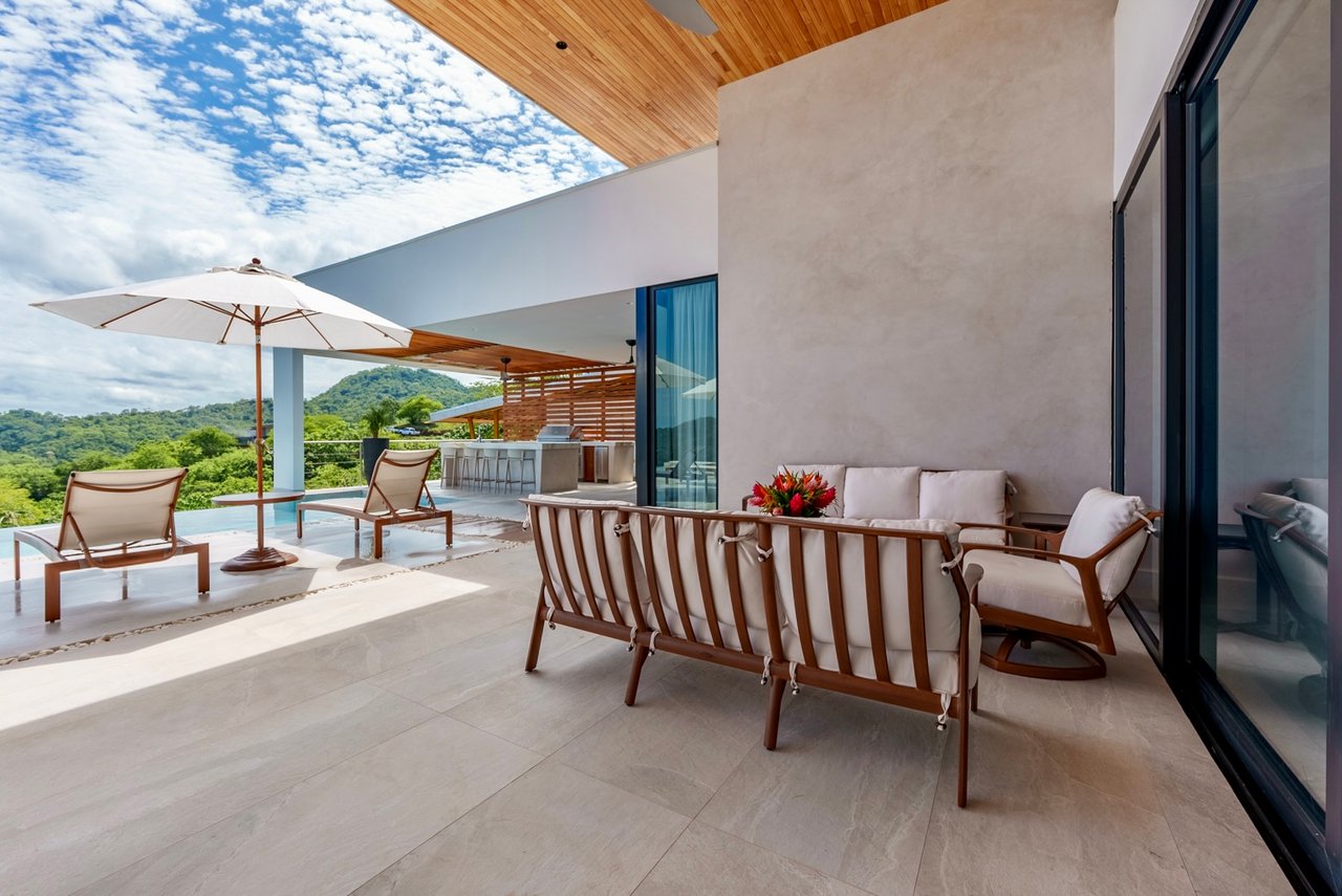 Casa Camino 93 | Luxury Ocean View Estate with Infinity Saltwater Pool in Las Ventanas de Playa Grande