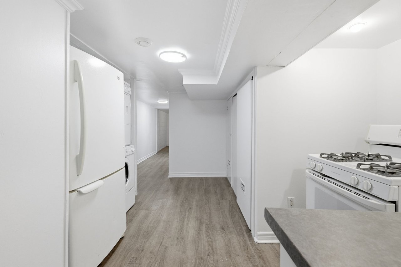 284 Euclid Ave, Basement