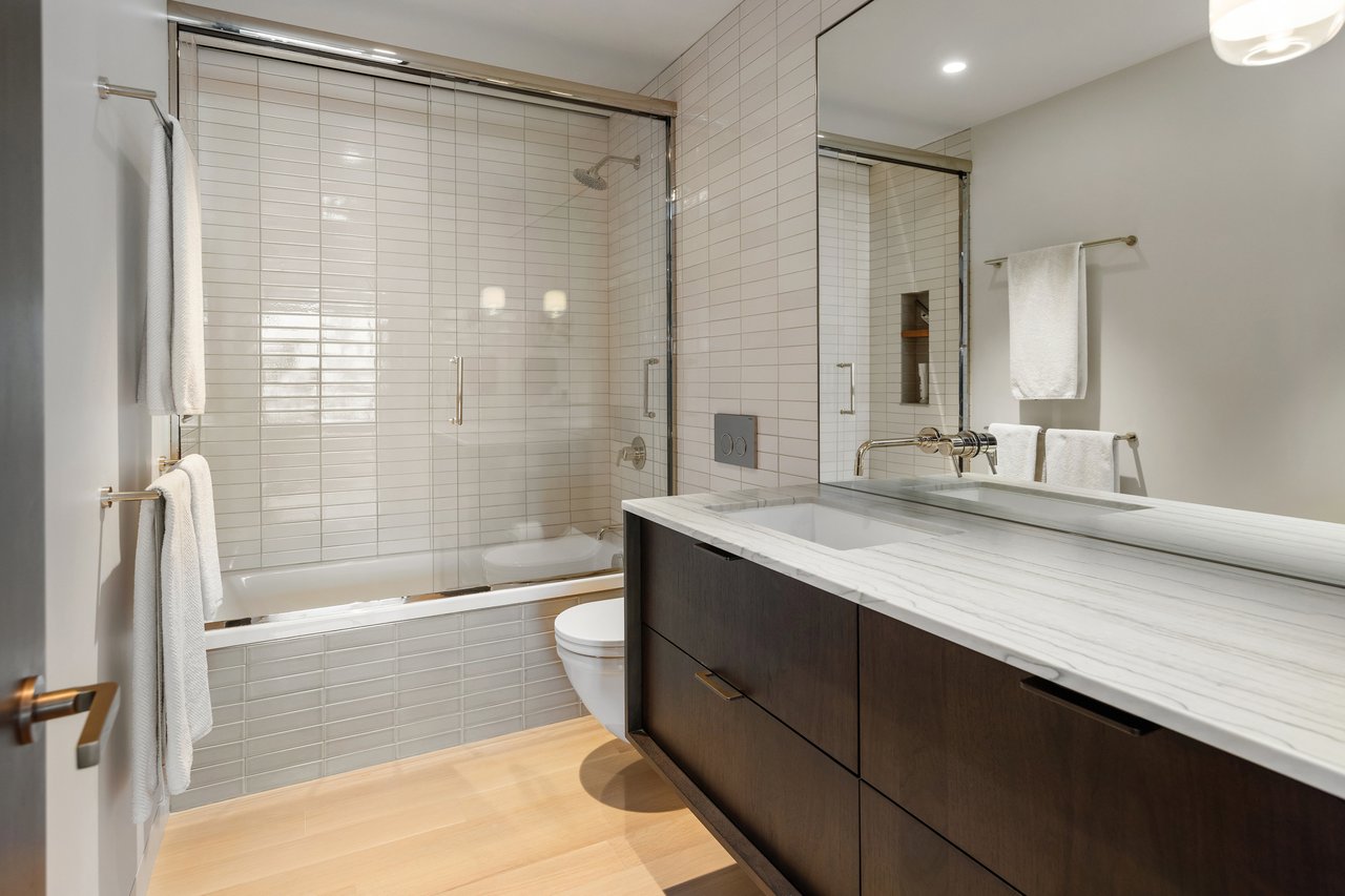 Showcase Apartment on Nob Hill