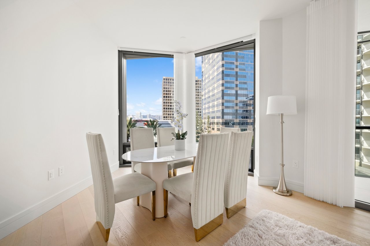 211 W. Elm Court, No. 3D