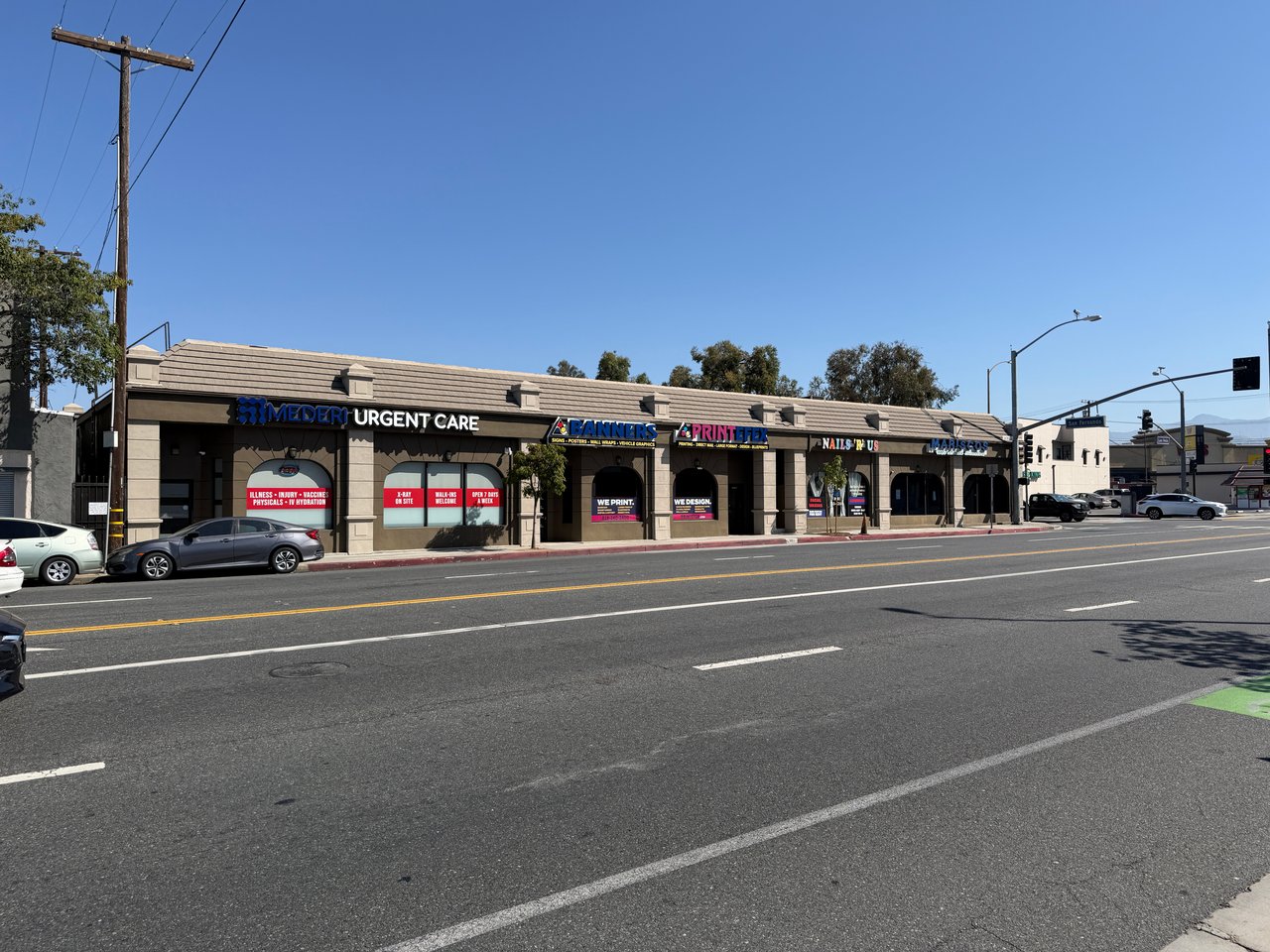 401 W. Los Feliz Blvd.