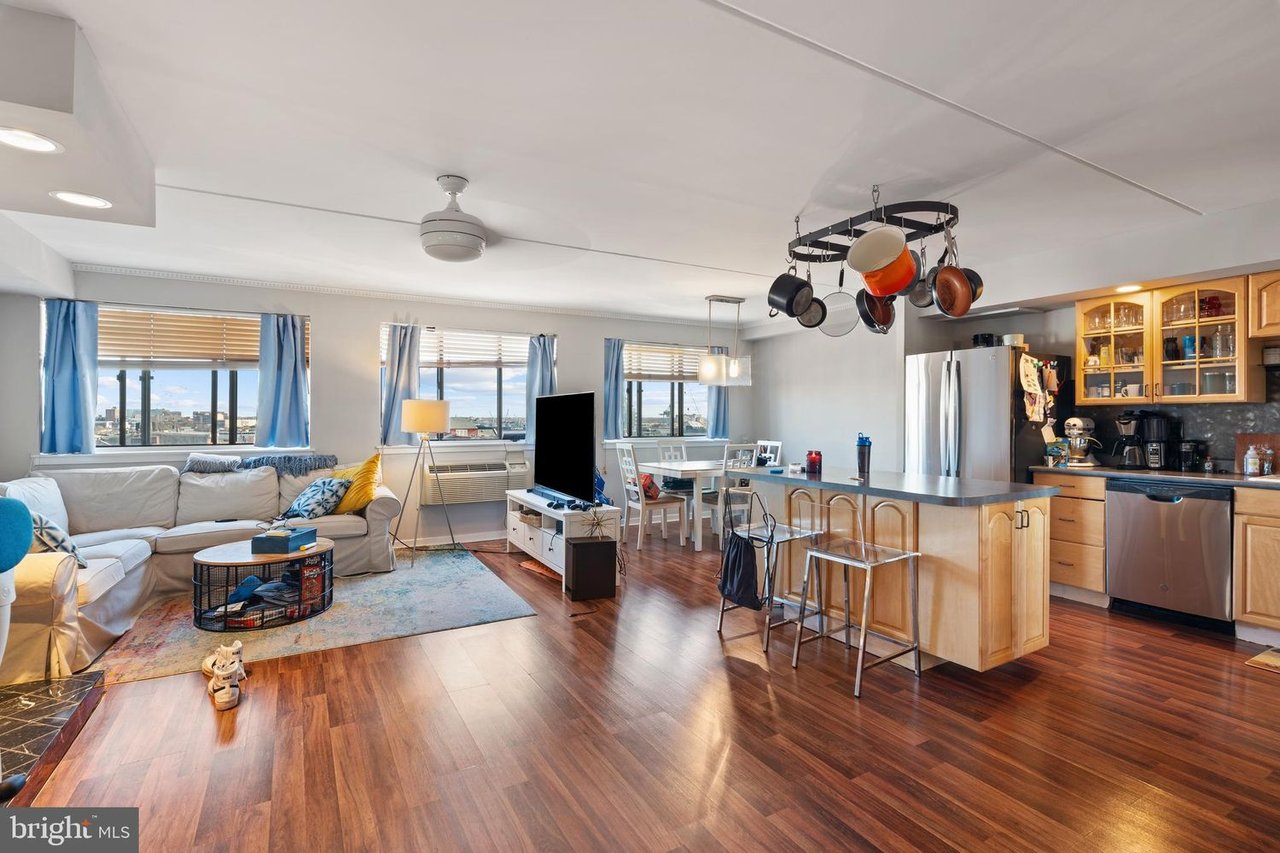 200 Lombard St #713