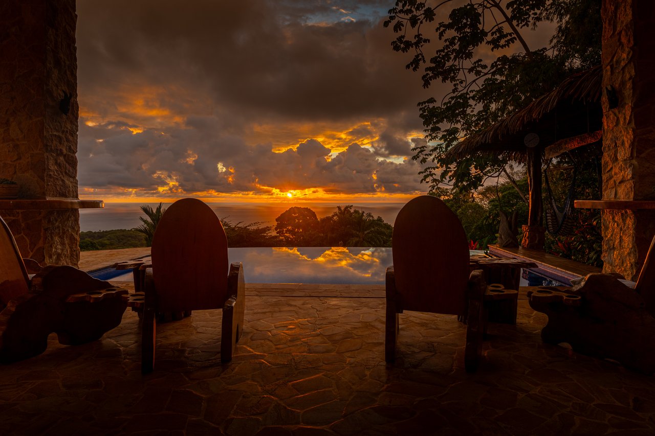 Castillo Puesta del Sol, Escalares - 