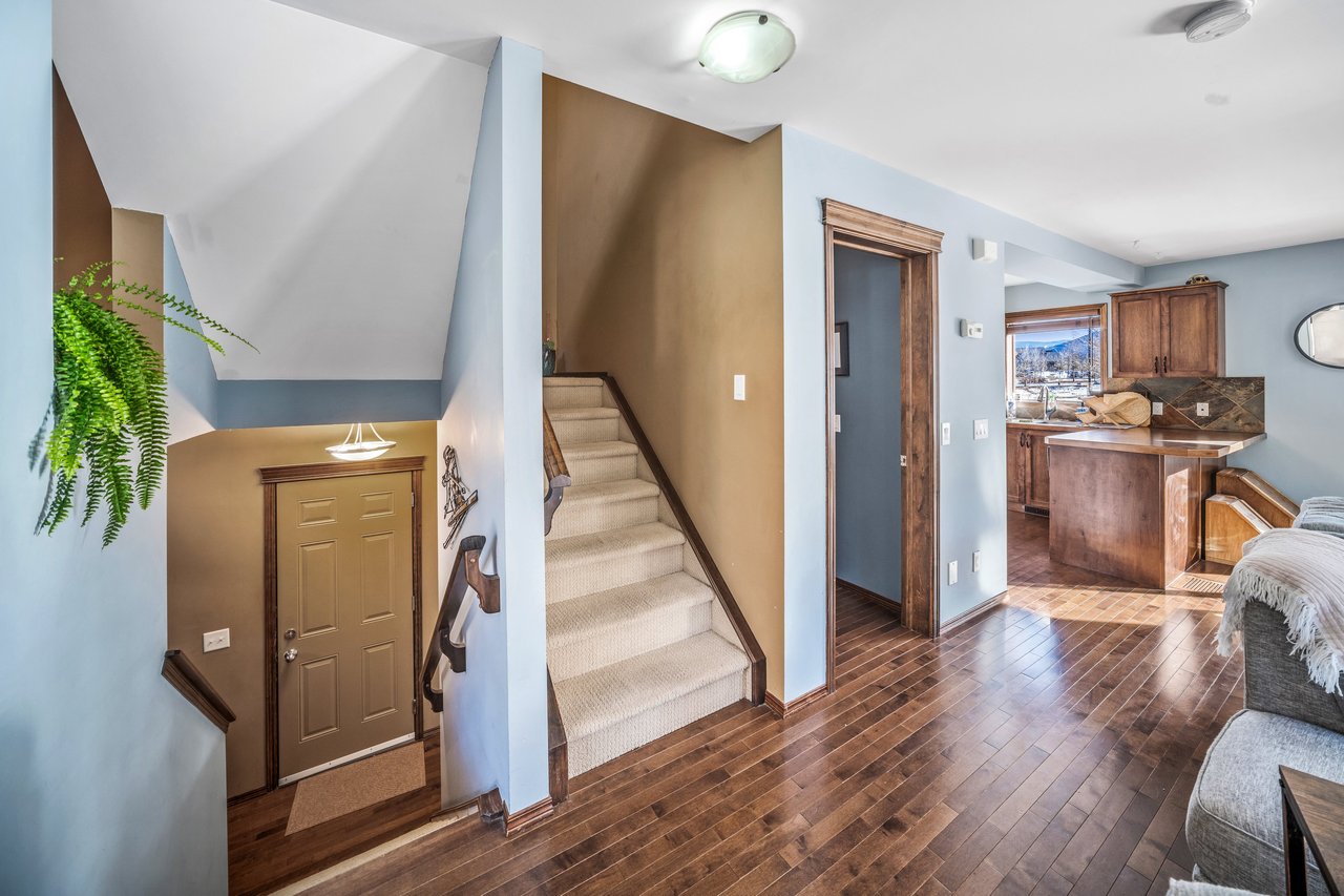 503 - 108 Armstrong Place