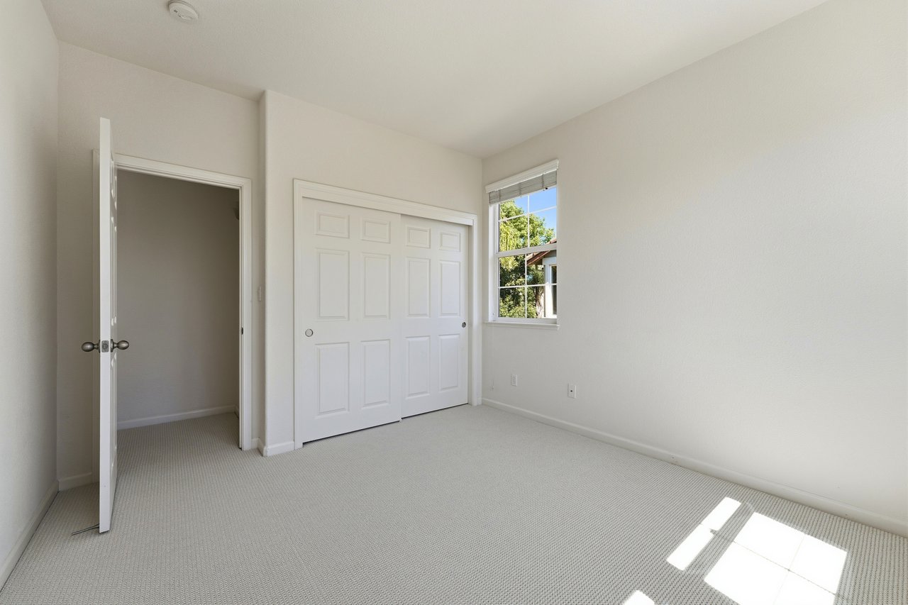 15 Vitruvius Court, Oakley