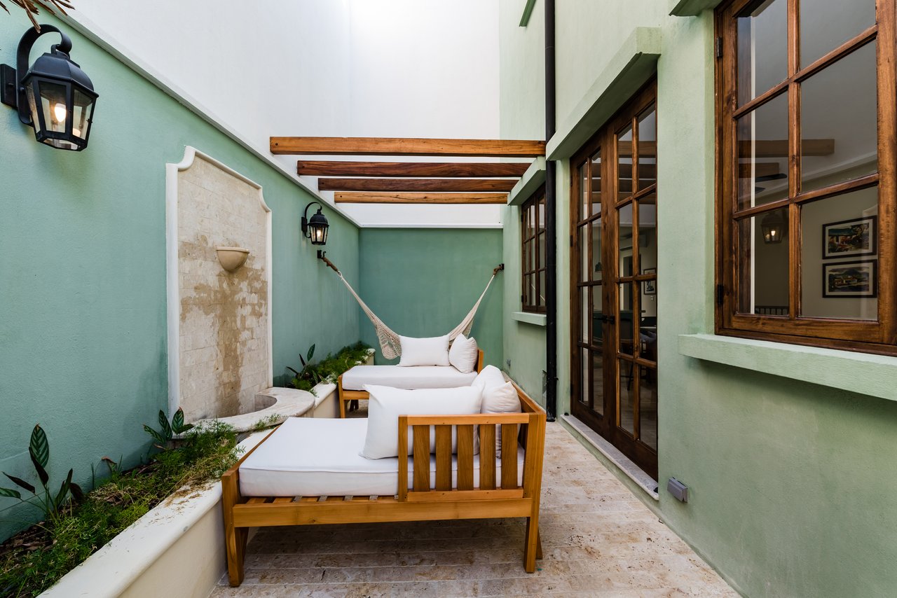Casa Acuarela | 17 Calle Cartagena: A Vibrant 4-Bedroom Retreat Steps from Playa Danta in the Heart of Las Catalinas