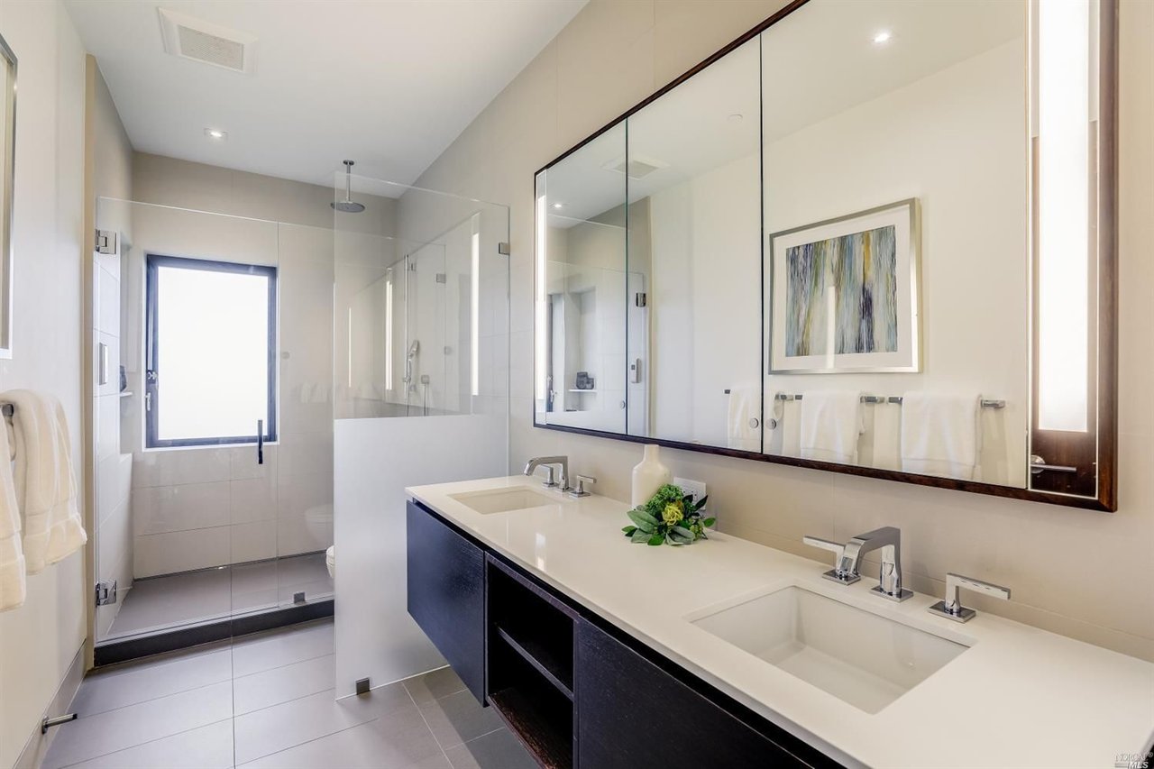 9 Walsh Dr