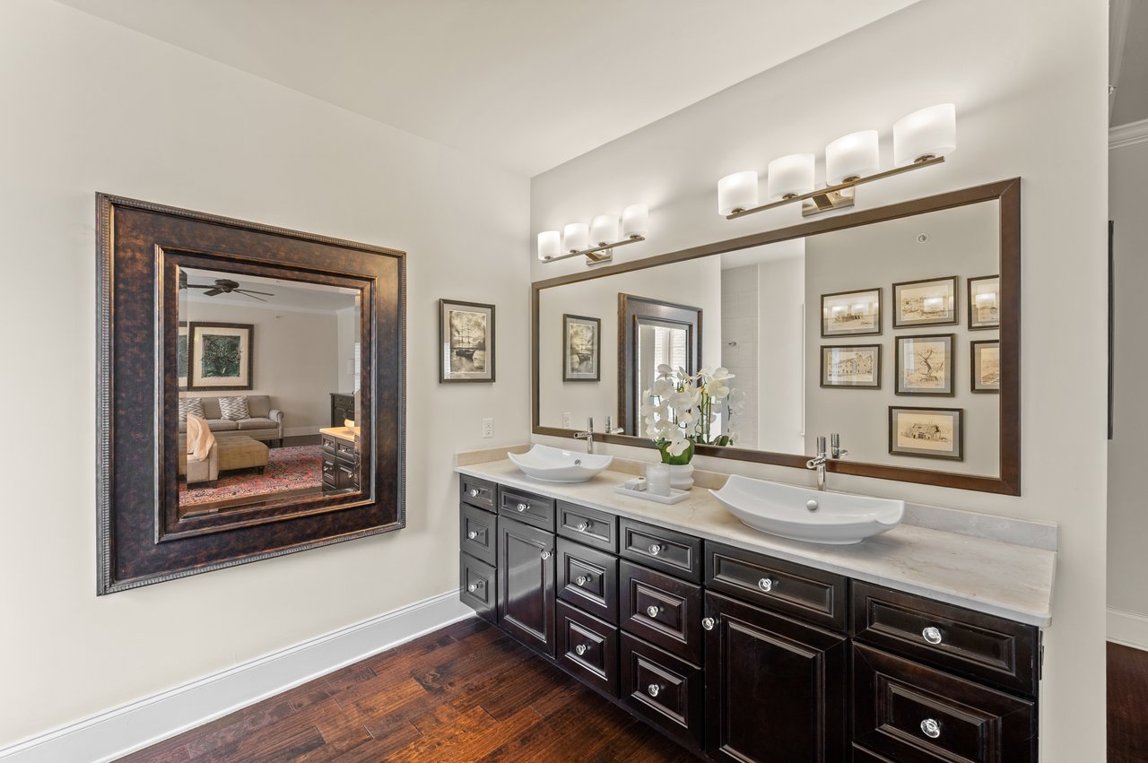 3728 Liseter Gardens
